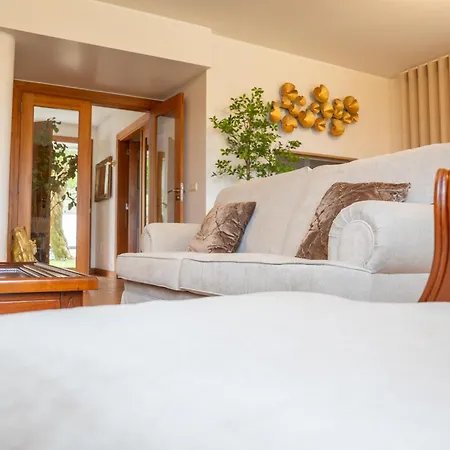 公寓 米尼里亚斯农家乐