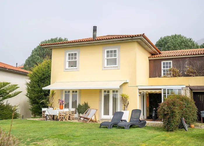 米尼里亚斯农家乐 公寓 *